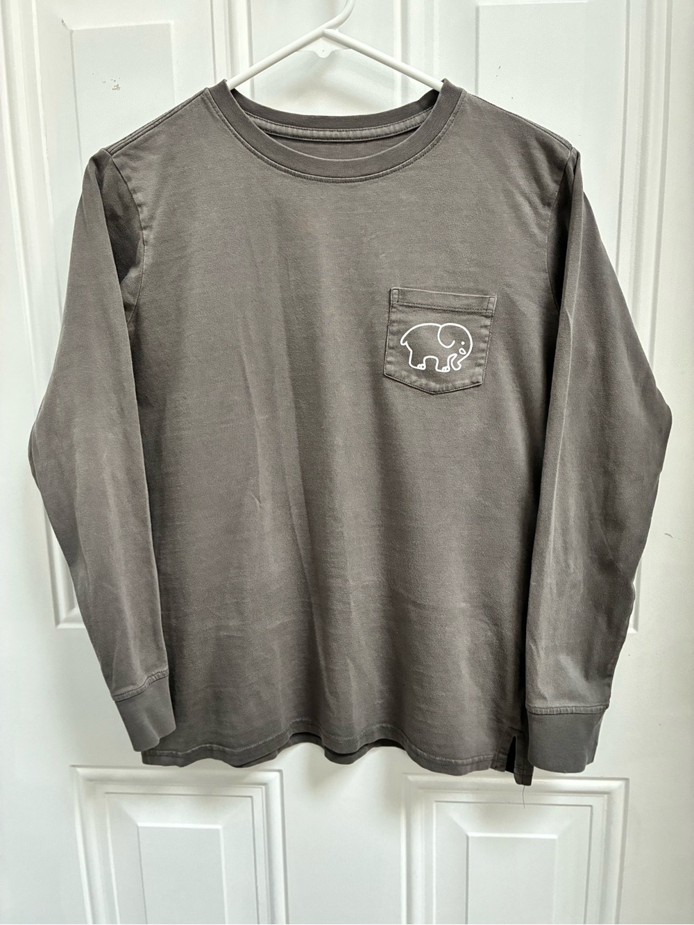 Ivory Ella women’s long sleeve t-shirt